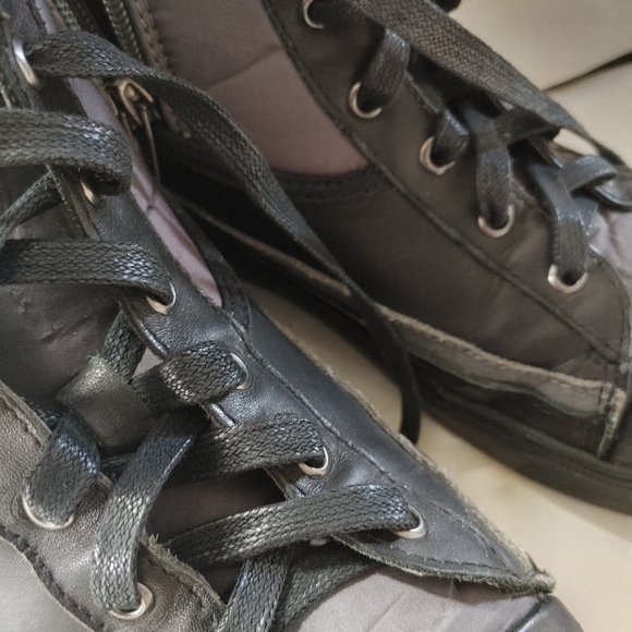 SOLD Kenneth Cole high top shoes - Picture 4 of 4